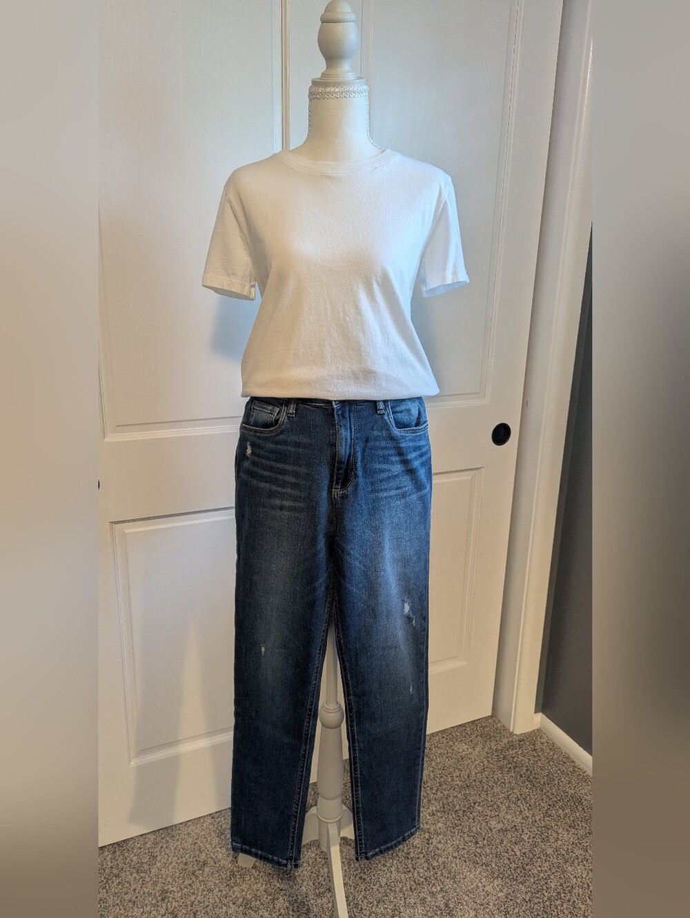 Kut from the Kloth Ankle Slim Straight Jeans